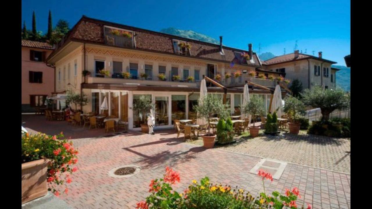 Hotel Concordia Porlezza Esterno foto